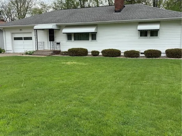 2499 Nesmith Lake Blvd, Akron, OH 44314