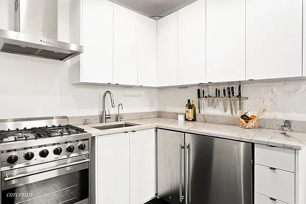 Sold by Corcoran | media 4