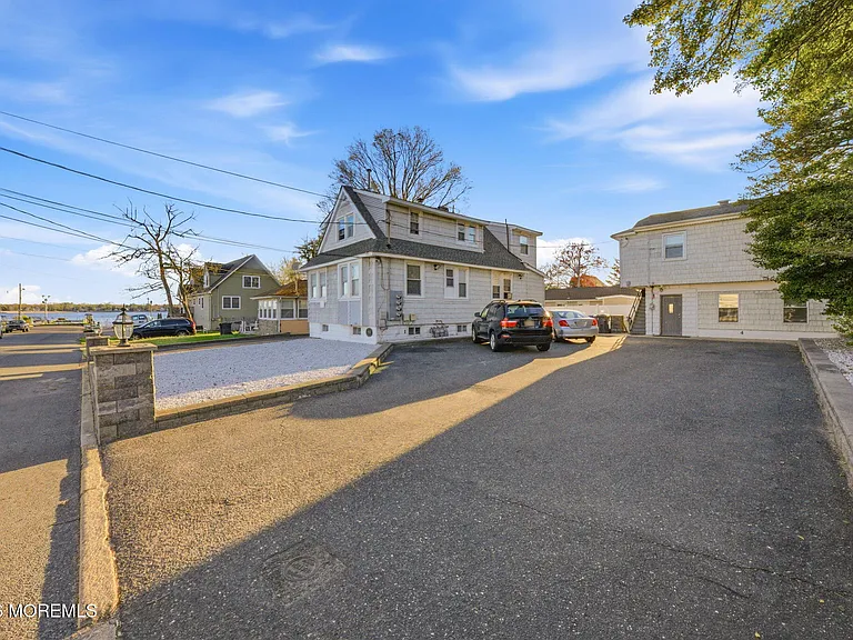 11 Gladney Ave — Photo 15