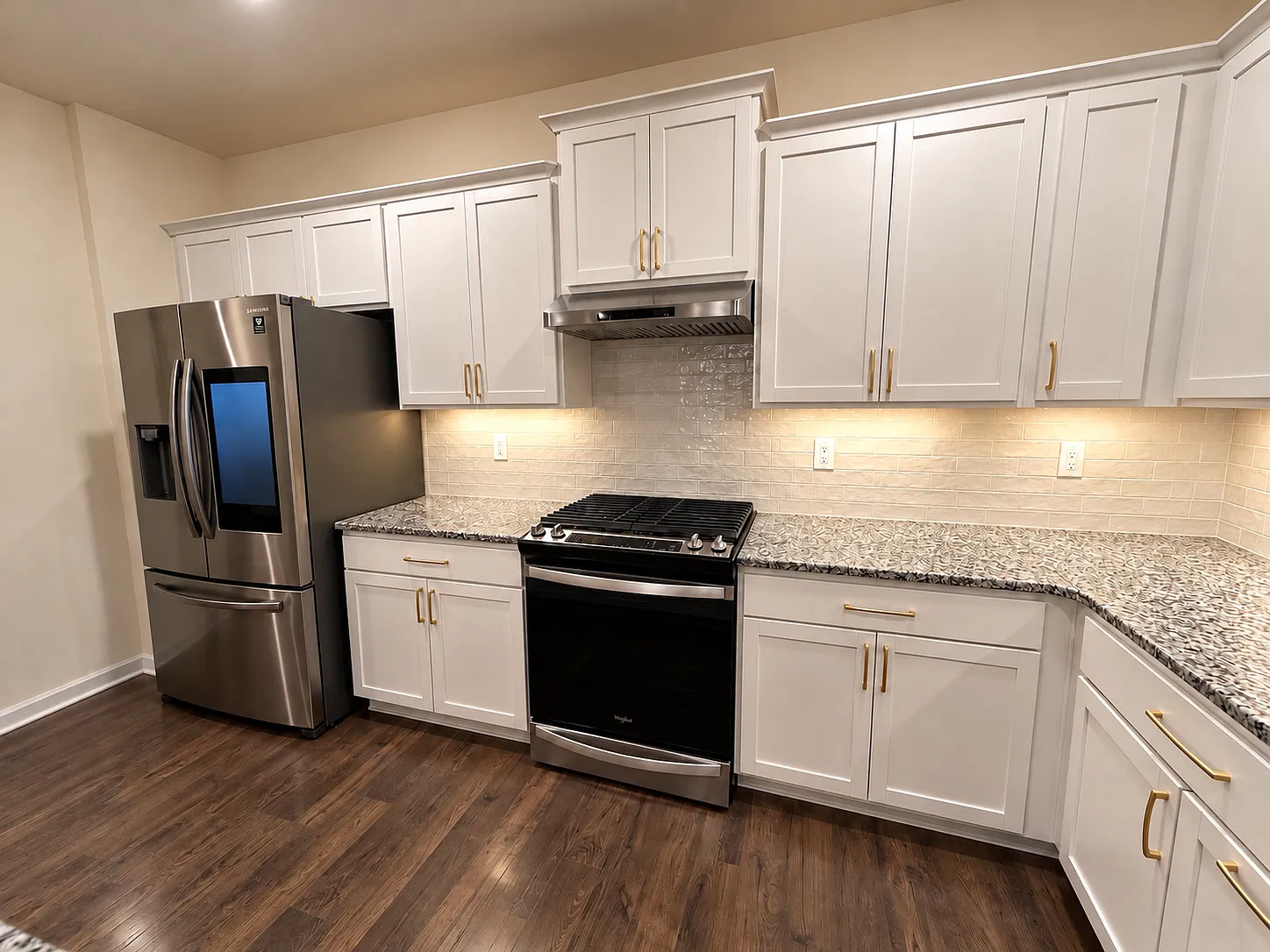 4 bed, 3.5 bath, 3110 sqft, $3,400 — Photo 4