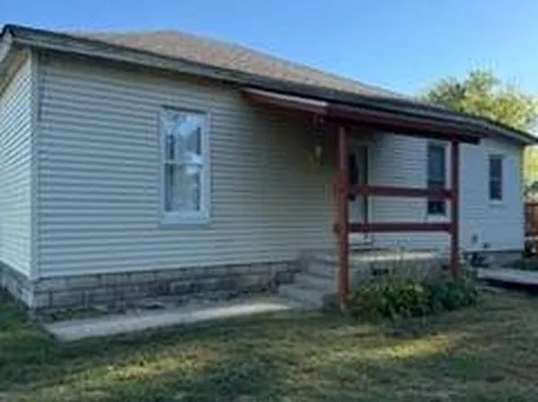 608 Main St, Manchester, IL 62663
