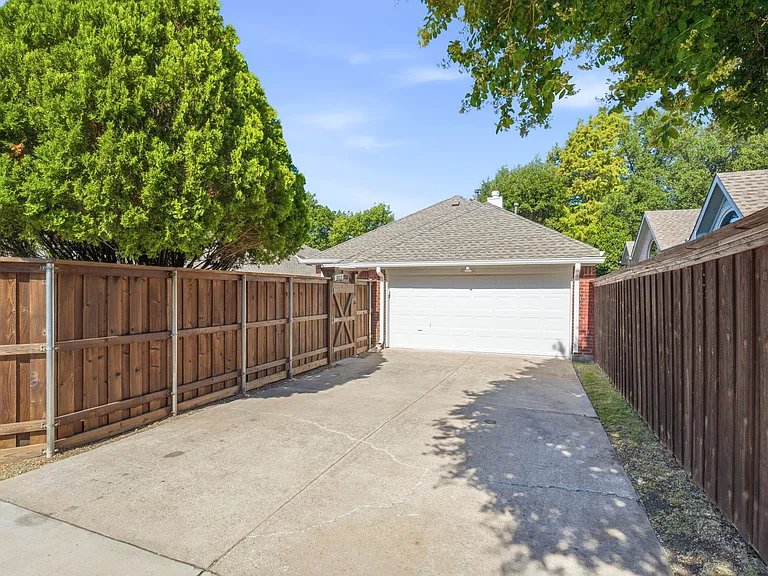 3277 Green Ct — Photo 25