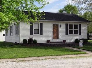 113 3rd St, Pilot Grove, MO 65276