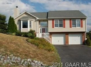 108 Wyndham Hill Dr, Fishersville, VA 22939