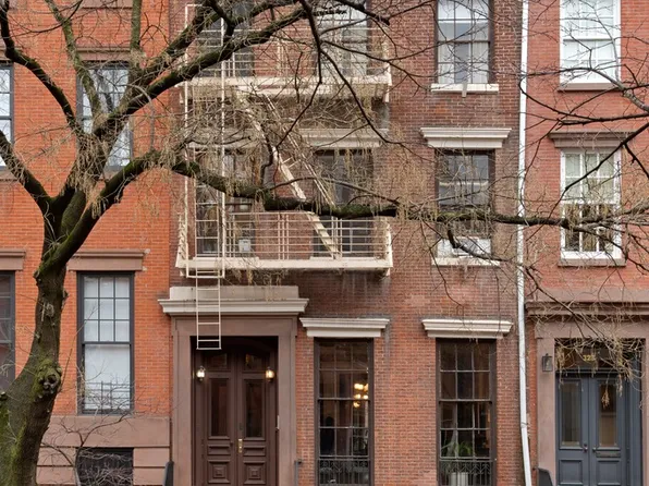 325 West 22nd Street image 1 of 7