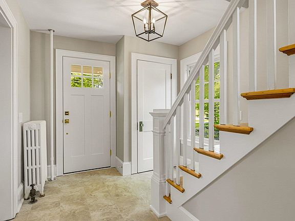 5th image of 80 Madbury Road