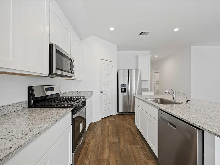 3719 Lanercost Ln — Photo 13