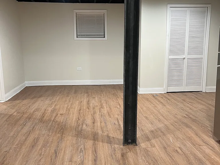 6111 S Champlain Ave #BASEMENT — Photo 10