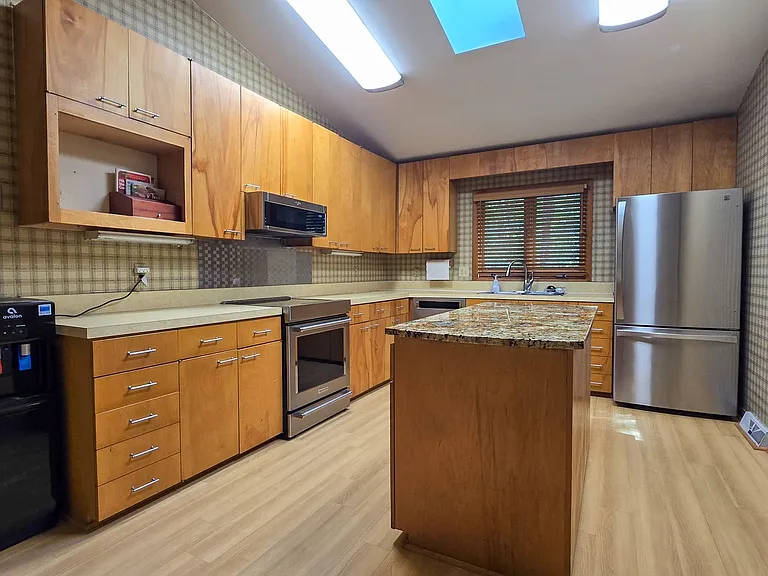 632 Browning Pl — Photo 6