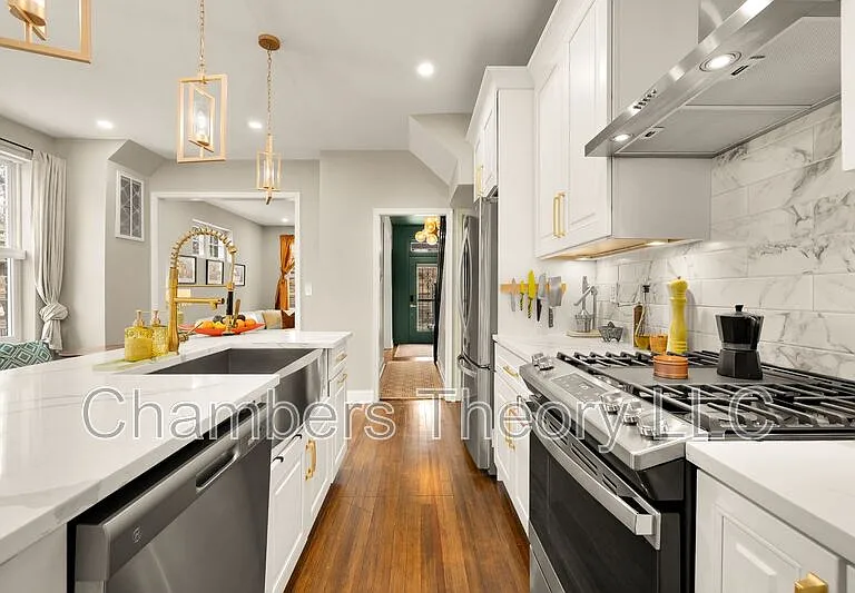 2124 N Capitol St NW — Photo 18