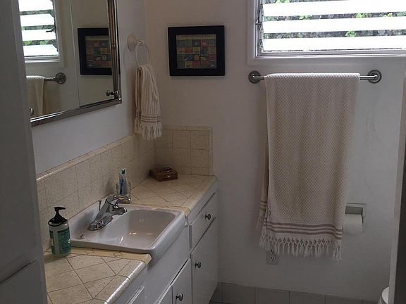 3rd image of 224 Bicknell Ave APT A