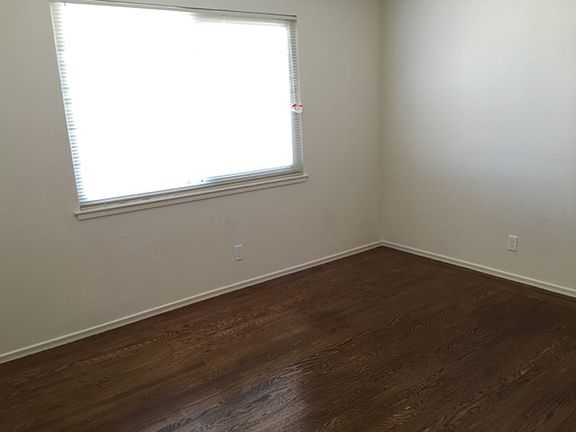 2nd image of 1608 Fifth Ave APT 2
