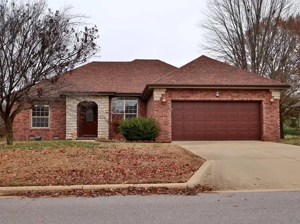 703 E Bayshore Drive, Ozark, MO 65721