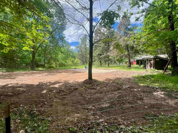 N15475 Hardwoods Rd, Amberg, WI 54102