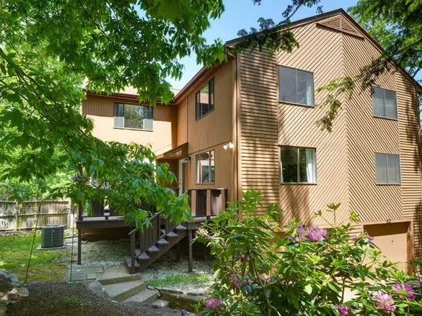 25 Meeting House Path #25, Ashland, MA 01721