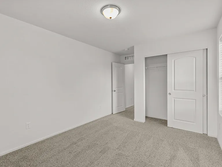 2917 Pawnee Creek Dr — Photo 22