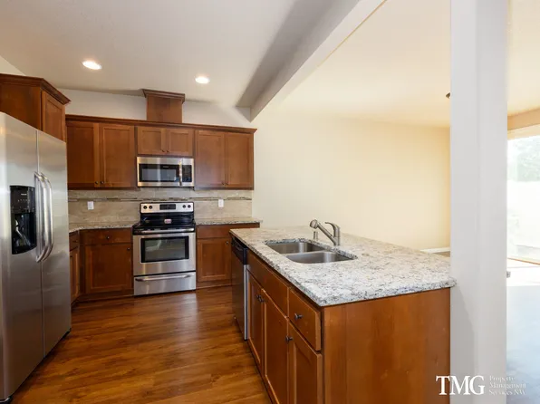 6th Street Townhomes, 8215 NE 6th St APT 7, Vancouver, WA 98664