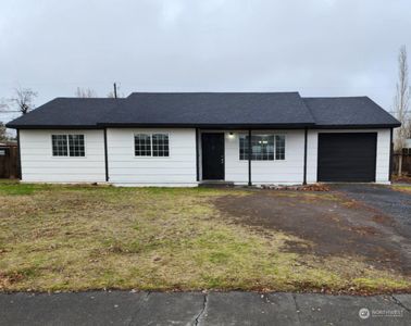 1233 Vandenburg Loop, Moses Lake, WA, 98837