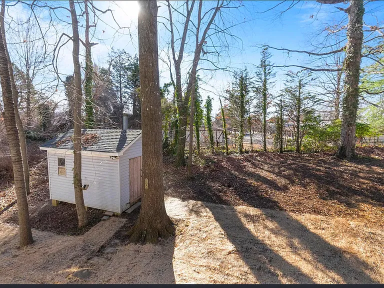 106 Commonwealth Cir — Photo 10