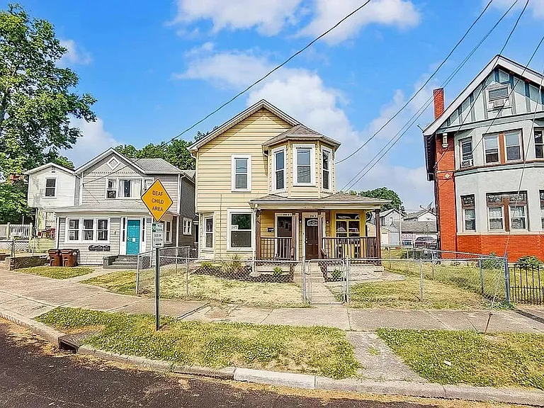 218 S Broad St #1 — Photo 1