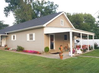 501 S 17th St, Herrin, IL 62948