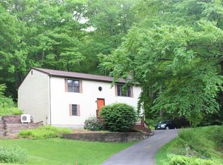 53 Robin Dr, Barkhamsted, CT 06063
