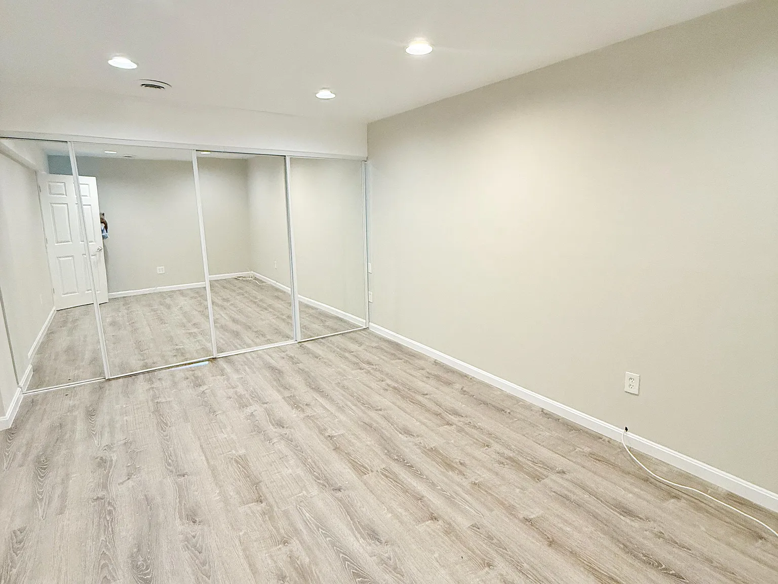 2 bed, 1350 sqft, $1,650 — Photo 3