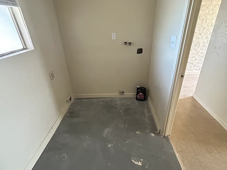 4650 S Martin Ave — Photo 19
