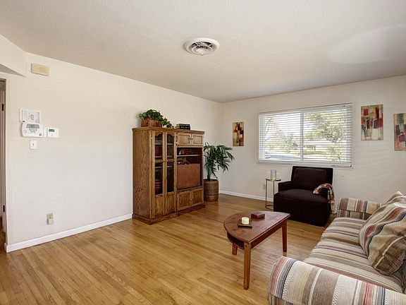 5th image of 7312 Lindale Dr