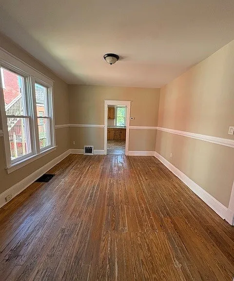 314 Westside Ave — Photo 5
