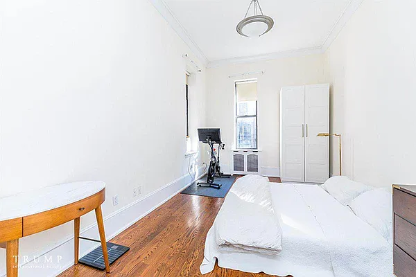 Rented by Street Realty Brokerage LLC | media 7