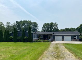 7097 Leach Rd, Conneaut Lake, PA 16316