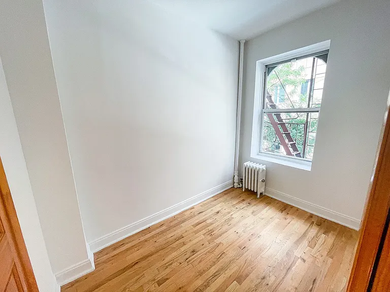 234 Thompson St #3 — Photo 5