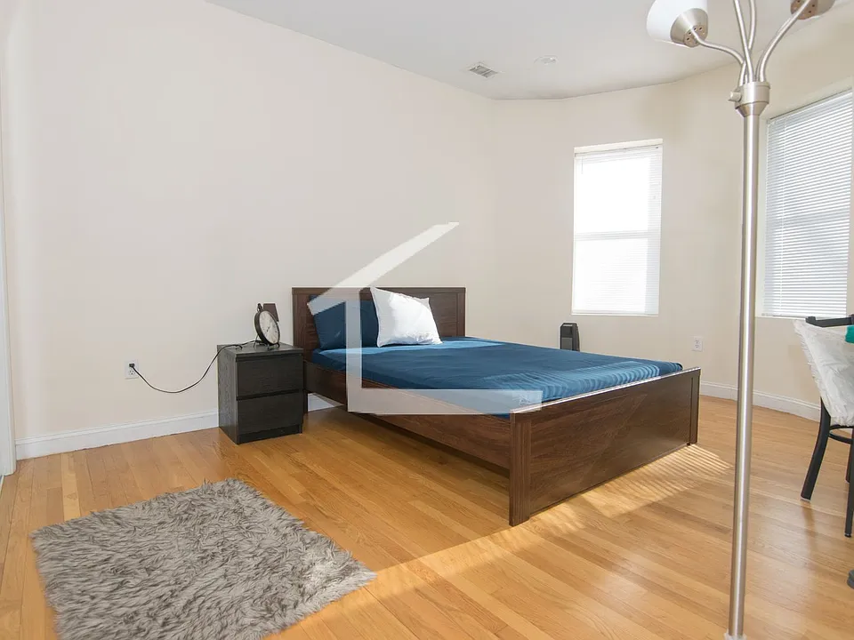 1795 Beacon St #3