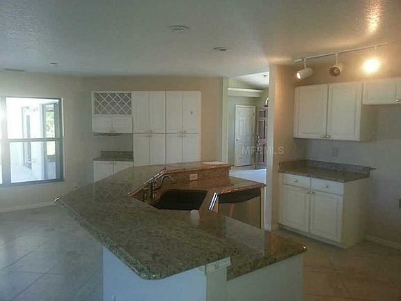 3rd image of 18025 Whisperwind Dr
