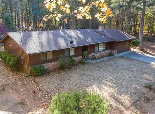 216 S Old Stage Rd, Cave Junction, OR 97523