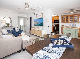 1250 Tennisplace Ct #B-22, Sanibel, FL 33957