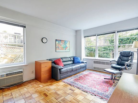 4th image of 120 E 36th St #1H