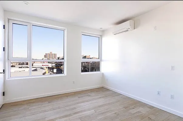 Rented by Brooklyn Group | media 96