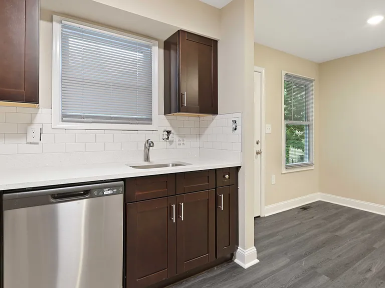 1205 Wilcox St — Photo 9