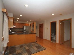 6017 84th St, Middle Village, NY 11379