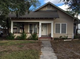 620 W Lee Ave, Kingsville, TX 78363