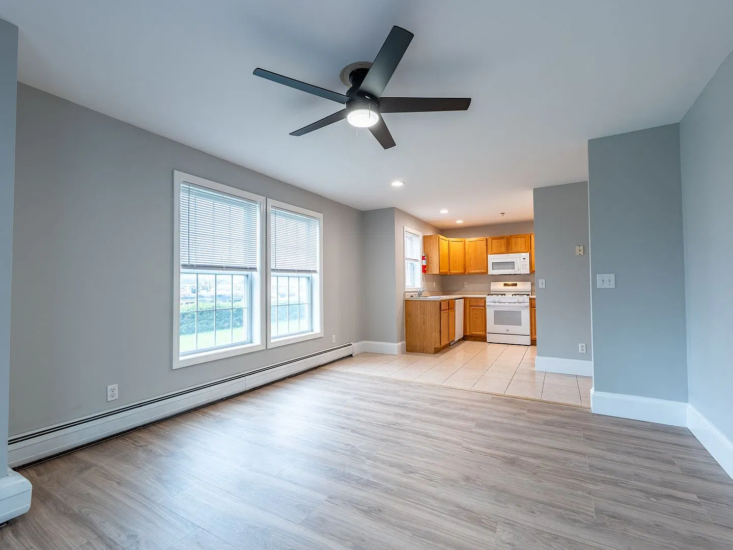 1144 North Ave — Photo 4