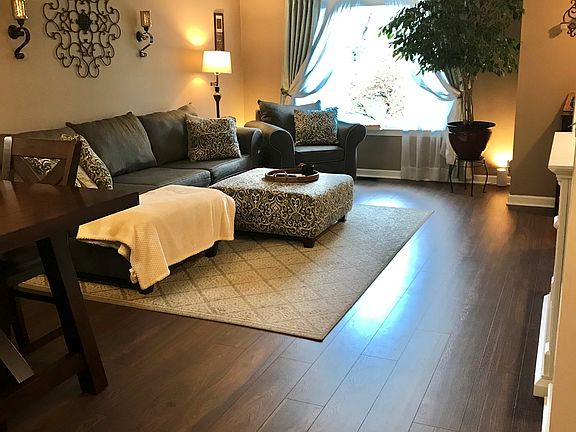 2nd image of 69 Northwest Dr APT 52