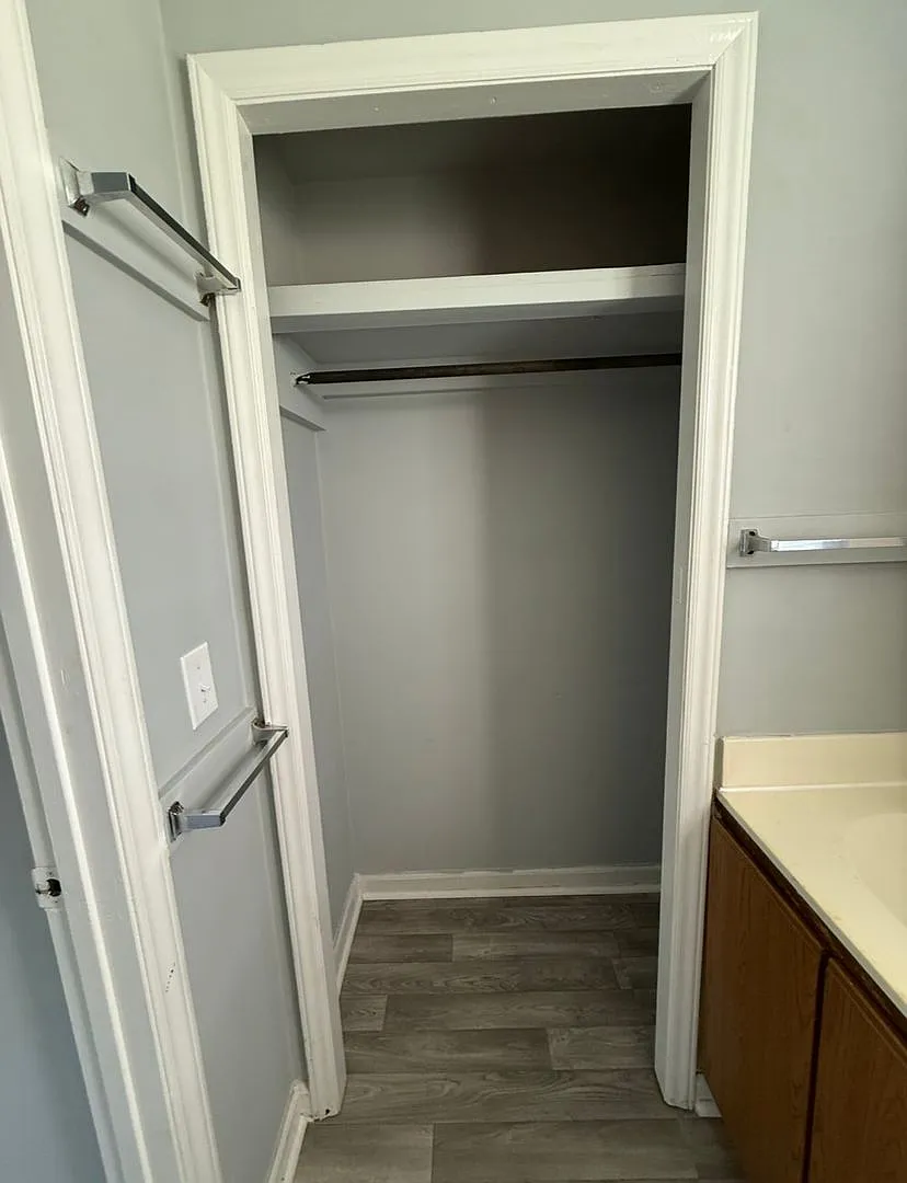 Tiny Home For Rent Near Downtown — Photo 2