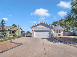 212 Sheffield St, Newton, KS 67114
