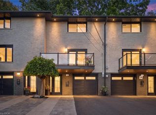 28 Borden St, Cambridge, ON N1S3N2