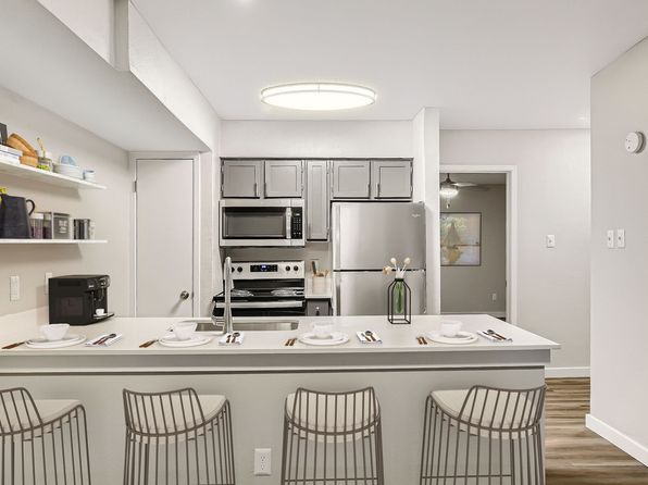 306 W Rochelle Rd #102