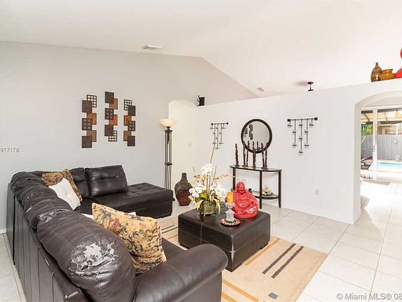 3rd image of 8754 NW 168th St