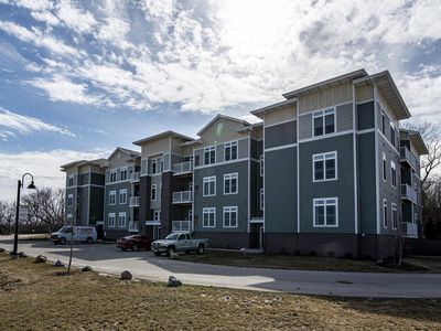 265 Thurow DRIVE UNIT 102, Oconomowoc, WI, 53066